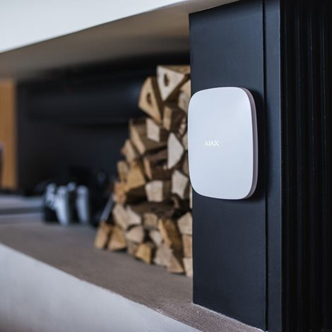 AJAX 11795  Centrální ovládací panel (ústředna) s Wi-Fi 4