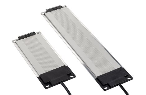 06100.0-00 Topné těleso ploché typ CP 061, AC 230 V, 50W ; IP30 ; montáž na panel; certifikace CE,VD