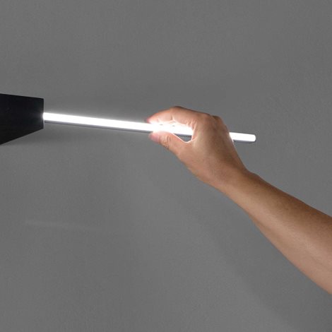 THEO AP nástěnné LED svítidlo 13,5W 900lm 3000K 75cm IP20, černé 3