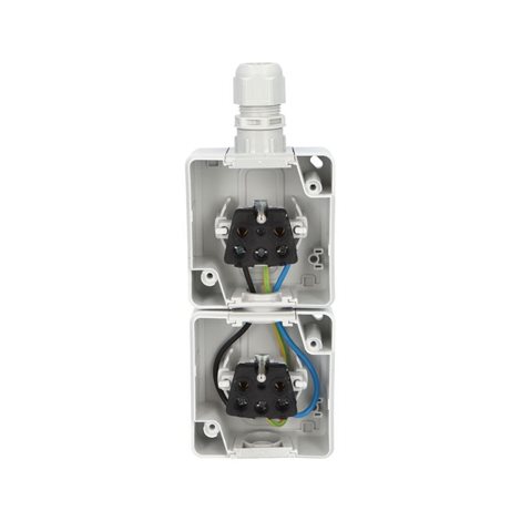 ATLAS 2K IP65 Zásuvka 2x 2P+PE, 2-násobná svislá s vývodkou M20, na povrch, šedá 3