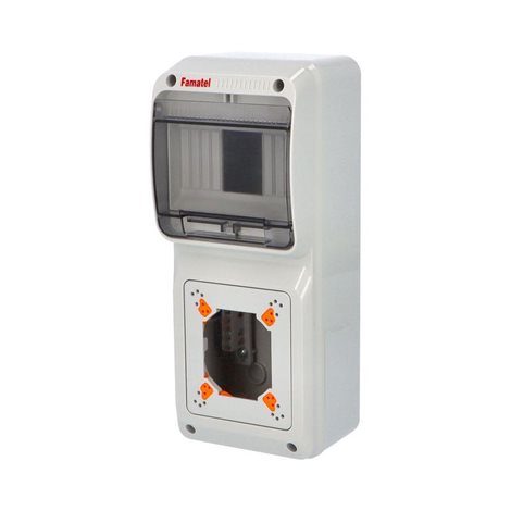 Skříň 3928 AcquaCOMBI IP65, 6 modulů, 1 otvor pro zásuvku, 305x125x107mm 1