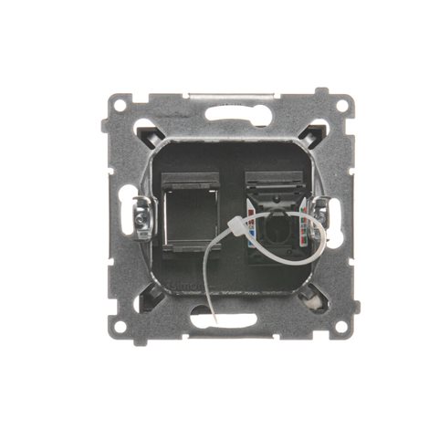 D61.01/48 Jednonásobná počítačová zásuvka RJ45 kat. 6, s protiprachovou clonou, (strojek s 5
