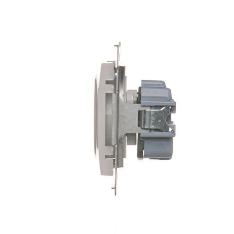 DGZ1Z.01/11 Zásuvka jednonásobná s uzemněním, s clonkami (strojek s krytem) 16A, 250V 5