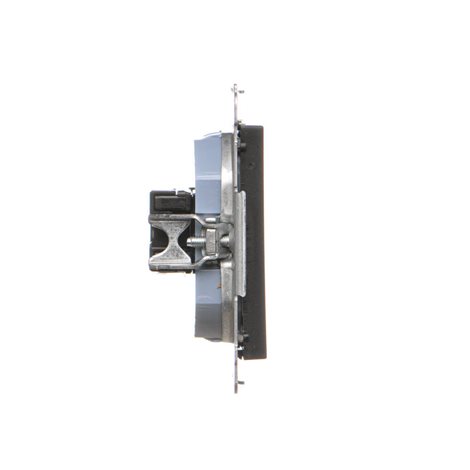 T5F.01/149 Zásuvka datová RJ45 kat. 5e + telefonní RJ12 (přístroj s krytem) 4