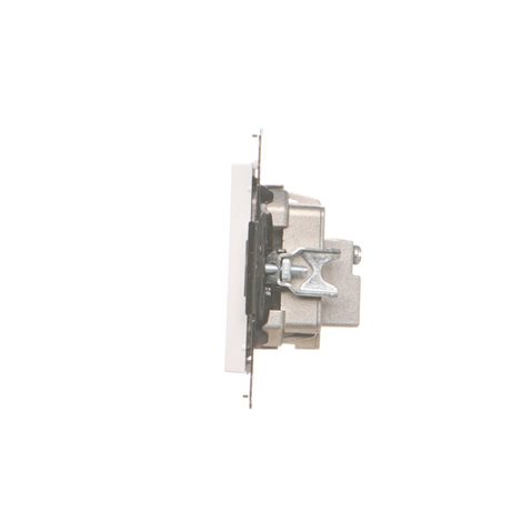TAZ.01/111 Zásuvka anténní R+TV koncová (přístroj s krytem), 1x vstup: 5÷862 MHz 4