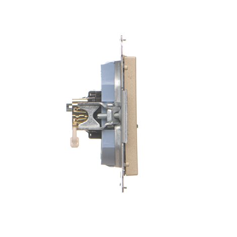 TGHRJ45.01/144 Zásuvka HDMI + datová RJ45 kat. 6 (přístroj s krytem) 6