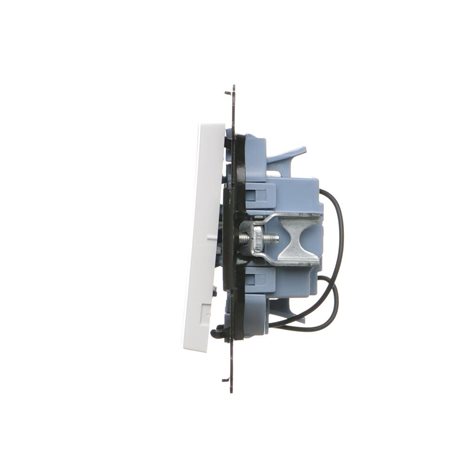TW31L.01/111 Spínač jednopólový 3 násobný, s LED podsvětlením, řazení 1So+1So+1So, 10 A / 230 V~ 5