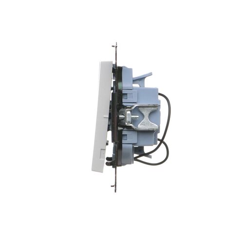 TW31L.01/114 Spínač jednopólový 3 násobný, s LED podsvětlením, řazení 1So+1So+1So, 10 A / 230 V~ 2