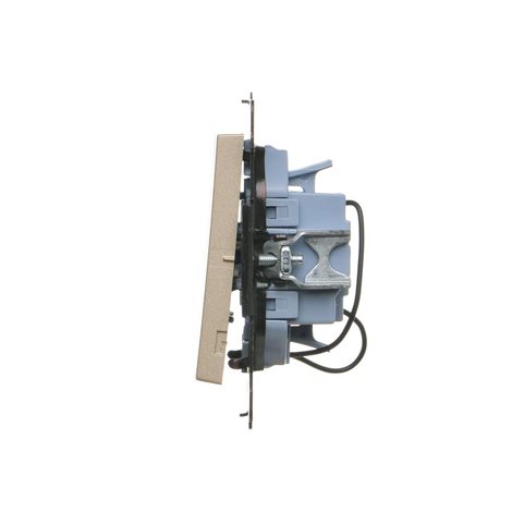 TW31L.01/144 Spínač jednopólový 3 násobný, s LED podsvětlením, řazení 1So+1So+1So, 10 A / 230 V~ 4