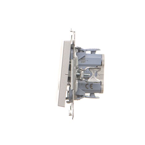 TW7L.01/143 Přepínač křížový (přístroj s krytem), s LED podsvětlením, řazení 7So, 10 A / 230 V~ 3