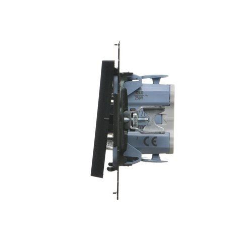 TW7L.01/149 Přepínač křížový (přístroj s krytem), s LED podsvětlením, řazení 7So, 10 A / 230 V~ 2