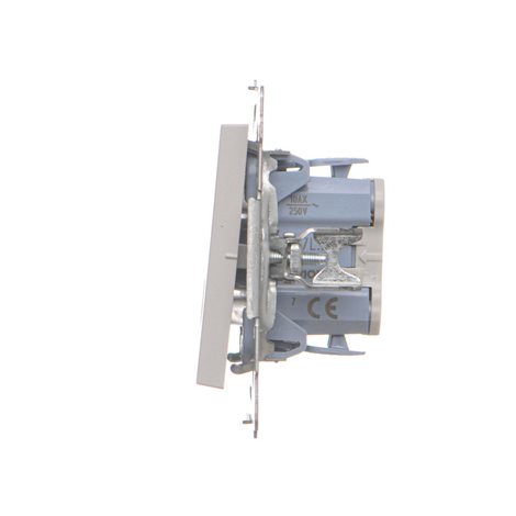 TW7L.01/X/114 Přepínač křížový, bez piktogramu, s LED podsvětlením, řazení 7So, 10 A / 230 V~ 4