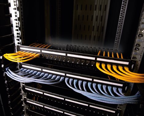 632850 LINC-MOD PANEL 24XRJ45 S PLAST 3
