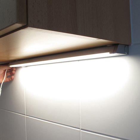 ML-443.036.87.0 Kuchyňské LED svítidlo Line 10W, 4000K, 556mm, 965lm, přívod 1,8m 2