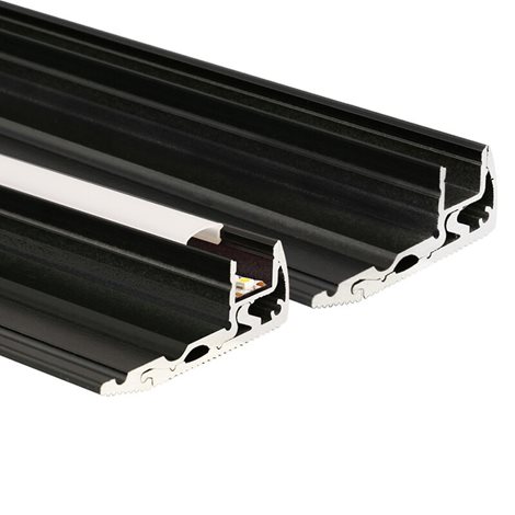 ML-761.074.02.2 Nášlapný hliníkový profil BL, 59x22 mm, černá barva, včetně mléčného difuzoru, 2 m 3