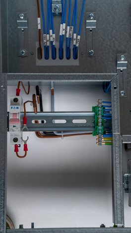 Rozvaděč elektroměrový EMR 2 + 36P bez hl.jističe + 36M podr. část vpravo uni-FV 2025 ČEZ+EGD v. 63A 11