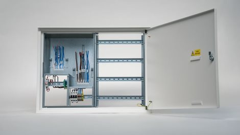 Rozvaděč elektroměrový EMR 2 + 54P bez hl.jističe + 54M podr. část vpravo uni-FV 2025 ČEZ+EGD v. 63A 3