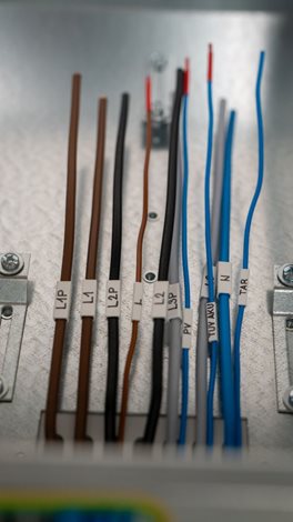 Rozvaděč elektroměrový EMR 2 + 54N bez hl.jističe + 54M podr. nahoře uni-FV 2025 ČEZ+EGD vyp. 63A 7