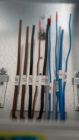 Rozvaděč elektroměrový EMR 2 + 36L ANTRACIT bez hl.j. + 36M podr. vlevo uni-FV 2025 ČEZ+EGD vyp. 63A 9