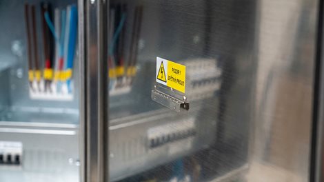 Rozvaděč elektroměrový EMR 2/2 NEREZ bez hlavního jističe uni-FV 2025 ČEZ+EGD vyp. 63A 1x hl.přívod  8