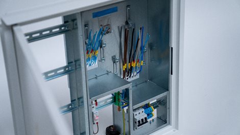 Rozvaděč elektroměrový EMR 2 + 24L bez hl.jističe + 24M podružná část vlevo uni-FV 2025 ČEZ+EGD vyp. 7