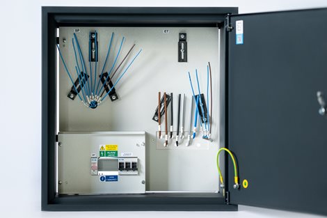 Rozvaděč elektroměrový RE11/Z_B63A nerez lakovaný ANTRACIT bez hl. jističe UNI-FV 2025 ČEZ+EGD vyp. 2