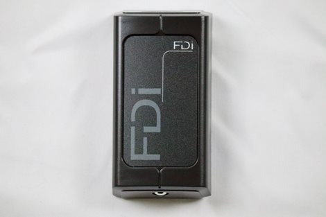 FD-020-220 Čtečka 13,56 MHz, „mullion“ P40, BLE, 2-Smart 1