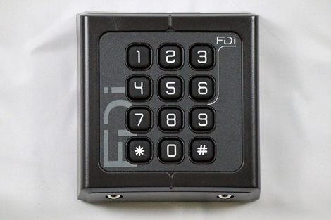 FD-020-222 Čtečka 13,56 MHz kombinovaná s klávesnicí, P80, 2-Smart, BT 1