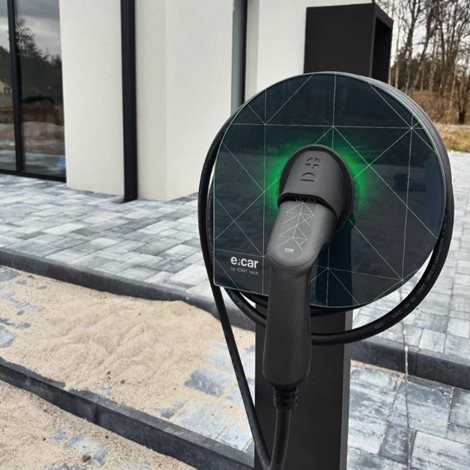 Wallbox e:car WALL single kabel SMART 11kW (White, Stand.délka 5m) 4
